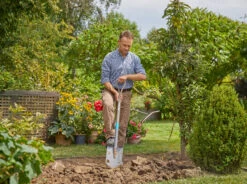 Gardena NatureLine Spade -Gardena 17001 20 gardena natureline pointed spade 2 1