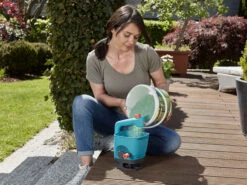 Gardena Hand Spreader M 1.8L -Gardena 431 20 gardena hand spreader m 1.8l 2
