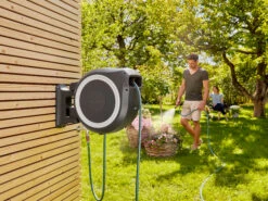 Gardena Roll Up Wall Mount Hose Reel Box 35m 11 Gardena Roll Up Wall Mount Hose Reel Box 35m -Gardena 970474301 gardena roll up wall mount hose reel box 35m 3