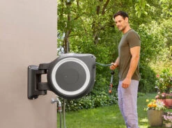 Gardena Roll Up Wall Mount Hose Reel Box 35m 12 Gardena Roll Up Wall Mount Hose Reel Box 35m -Gardena 970474301 gardena roll up wall mount hose reel box 35m 5