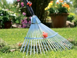 Gardena CombiSystem Attachment Adjustable Rake -Gardena g3103 gardena combisystem adjustable rake 2